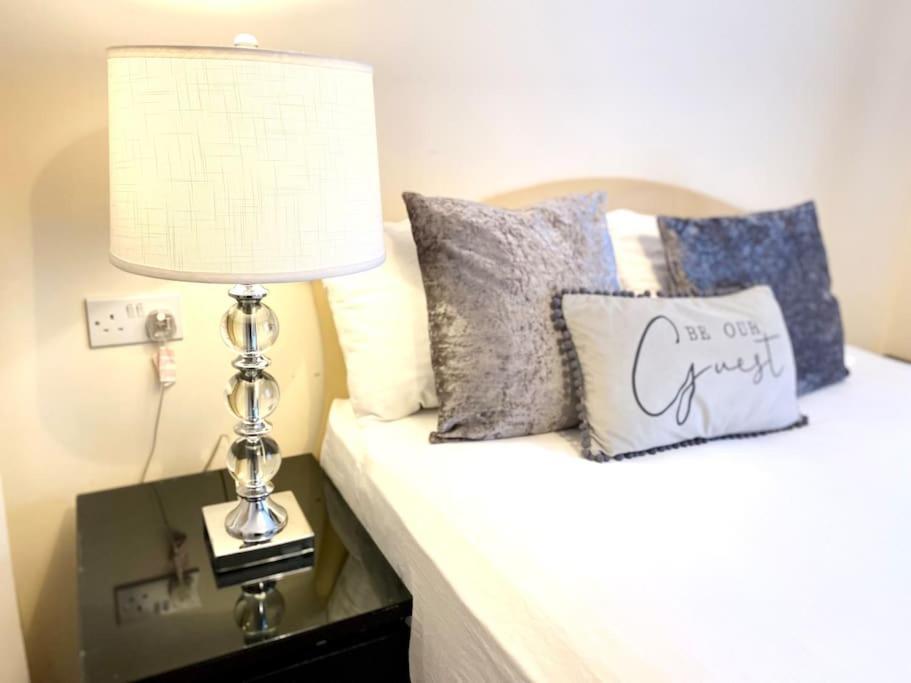 Amazing 2-Bed City Centre Apt With Parking Coventry Luaran gambar